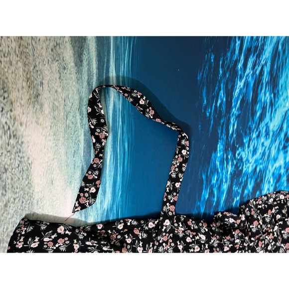 ☀️Max Studio Womens Floral Flutter Sleeve Wrap Tie Top Black Pink A703D39 M - Picture 6 of 11